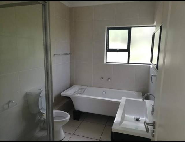 2 BEDROOM APARTMENT FOR SALE IN BASSONIA